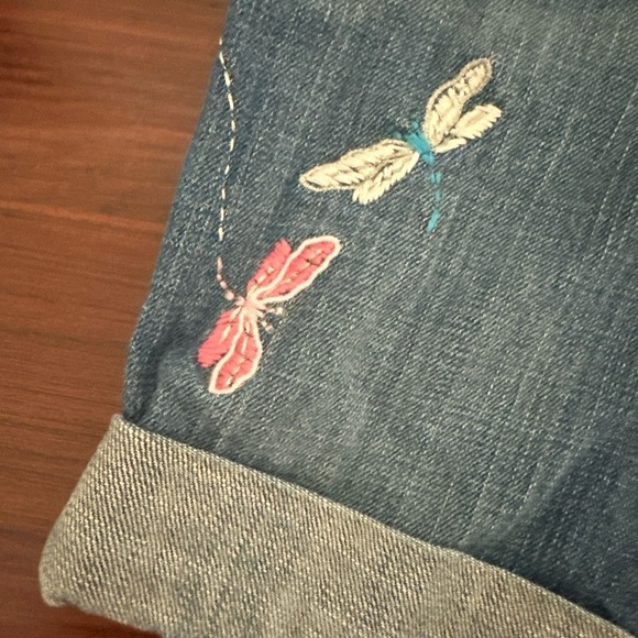 Gap Blue Denim Dragonfly Embroidery Stretch Bermuda Rolled Shorts Size 8 Girls - Picture 3 of 10